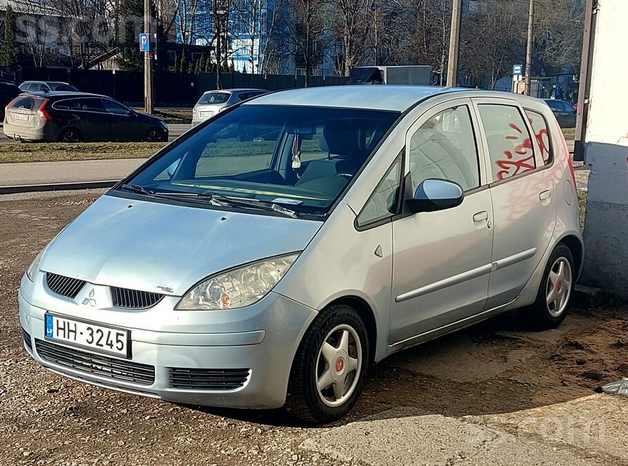 Mitsubishi Colt 2006.G.
1.1 Benzīns (55Kw);
5 ātrumu mehāniskā kārba;
Ja