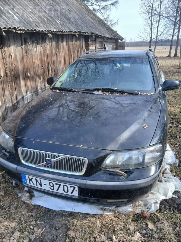 Volvo Stavejusi nekustigi gadu, Sikak pa tel.