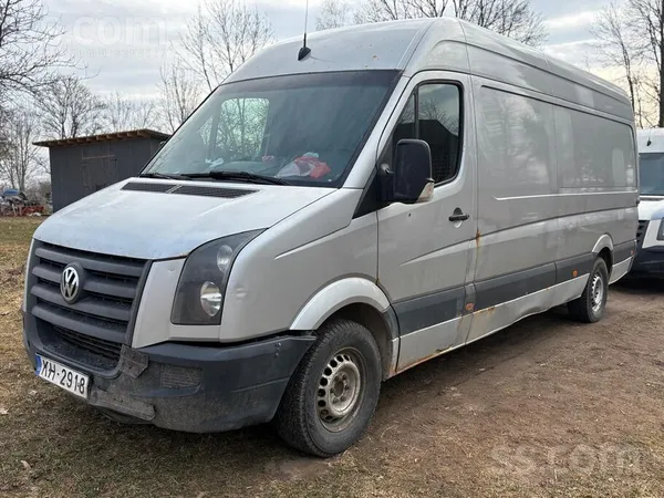 Volkswagen Pārdod VW Crafter, automašīnai nepieciešami metinā