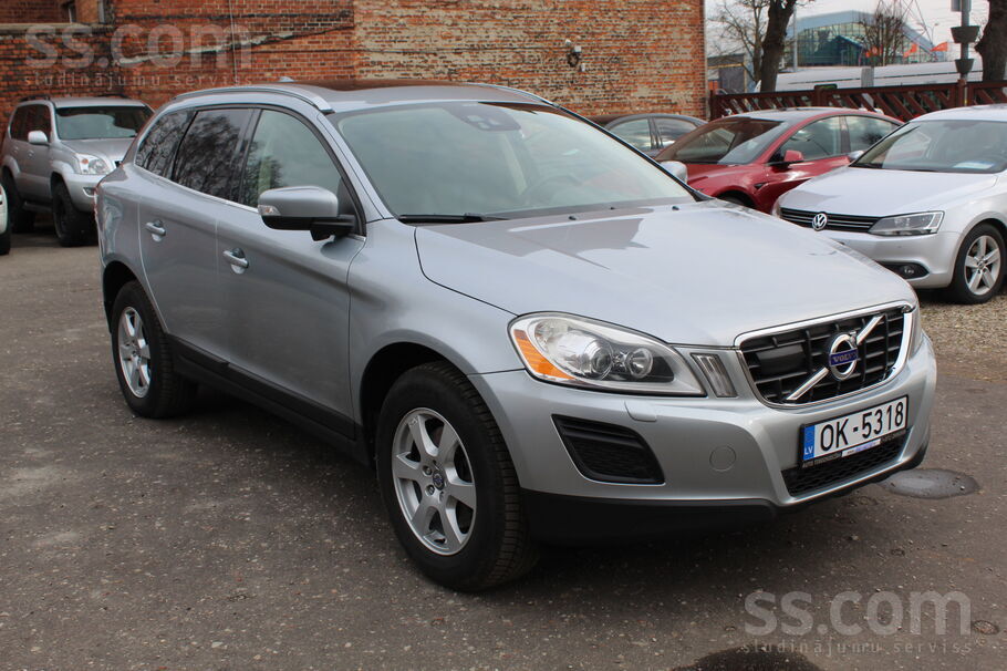 Volvo Auto ir ievests no Beļģijas. Labā tehniskā un vizu