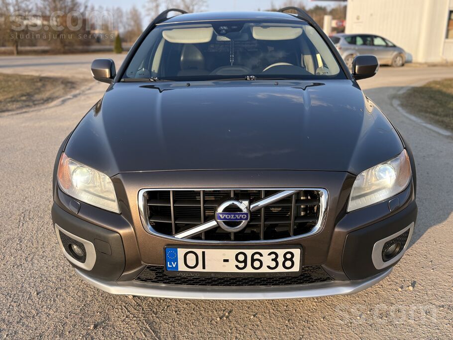 Volvo Pārdodu ļoti sakoptu volvo xc70