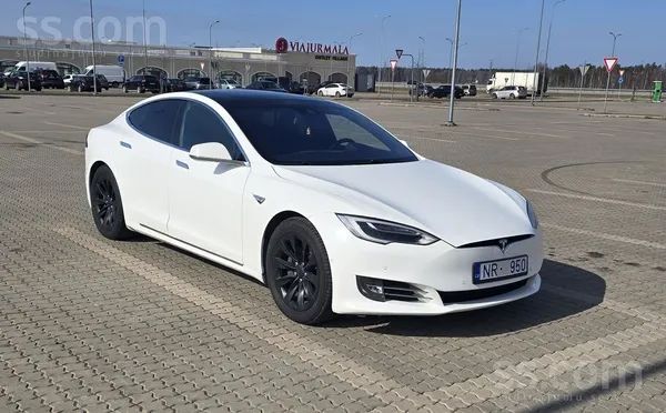 Tesla Model S 90D Awd, 4x4
Auto teicamā stāvoklī, veikta apkope, svaiga tehniskā ap