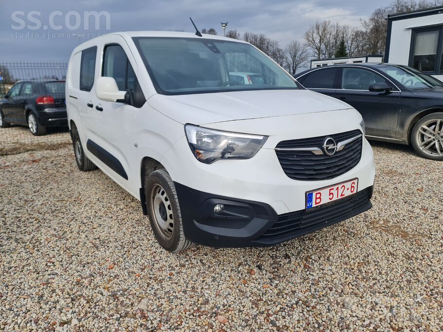 Auto ar Garantiju. Firma pārdod Opel Combo Life Maxi būlku ar 1, 5 d dzinēju