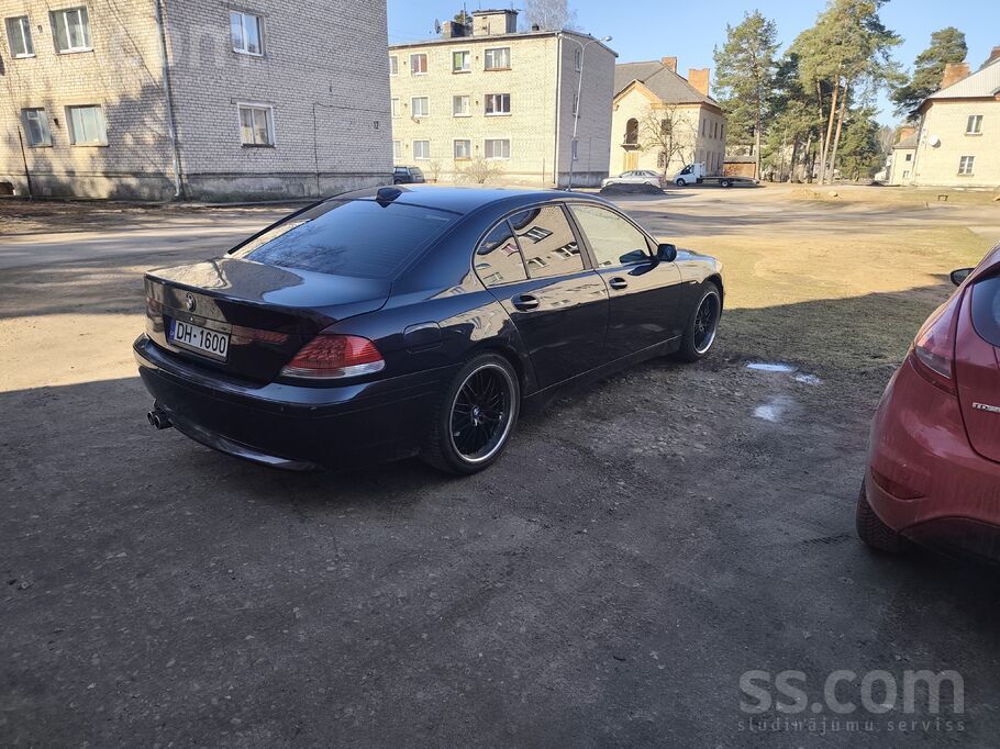 Jauna Ta. Labā tehniskā un vizuālā kārtībā. R20 diski. Motors un kārba strād