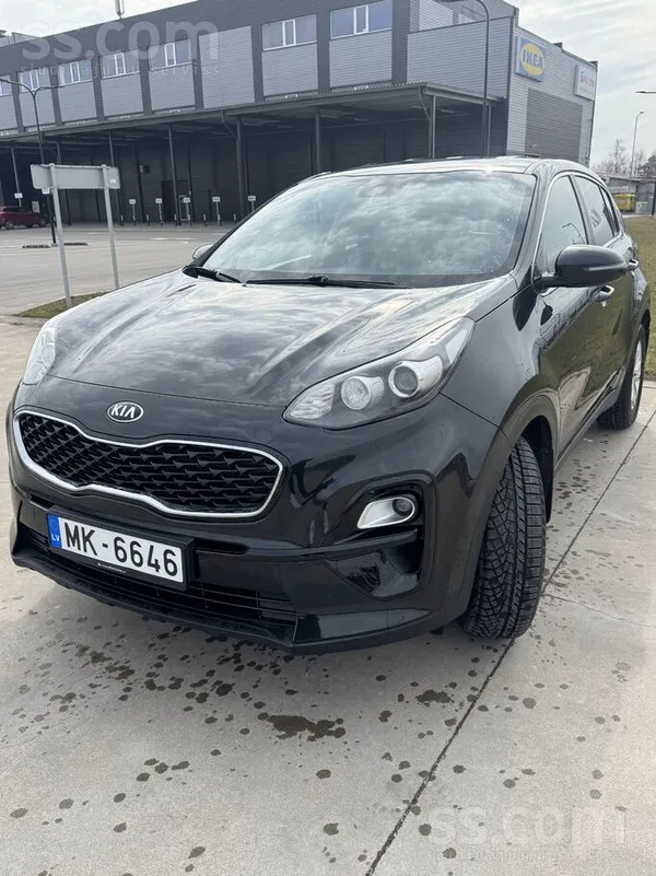 KIA Kia Sportage. 