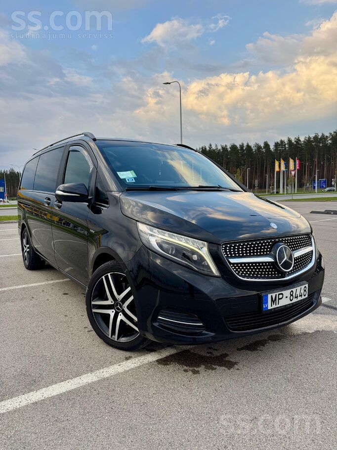 Cena: 19 600 Eur + Pvn 
Pārdodu nesteidzīgi. 
Labā stāvoklī Mercedes-Benz