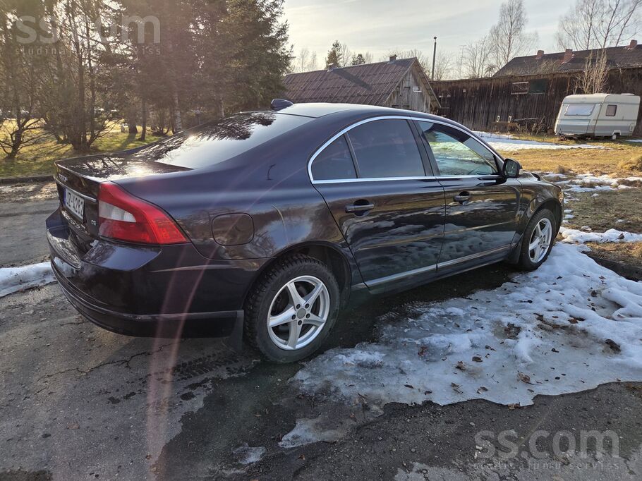Volvo Pārdodas Volvo S80 normālā tehniskā un vizuālā stā
