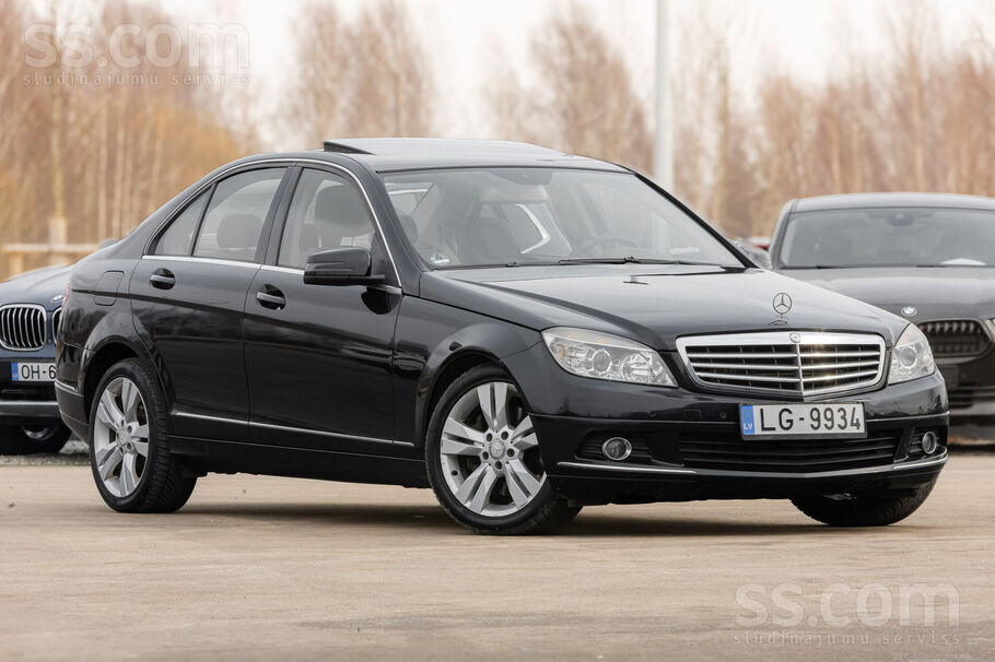 Mercedes c350 3, 0 dīzelis, automātiskā ātrumkārba. 
Auto labā tehniskā un