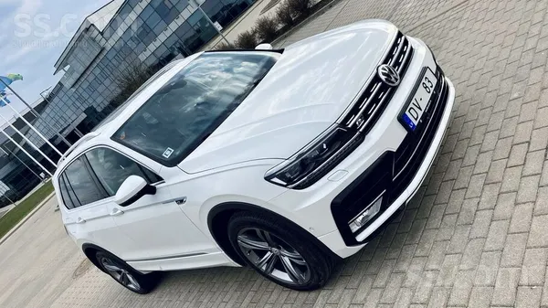 Volkswagen VW Tiguan 4Motion R-Line 2.0l dīzelis. Vispilnākā 
