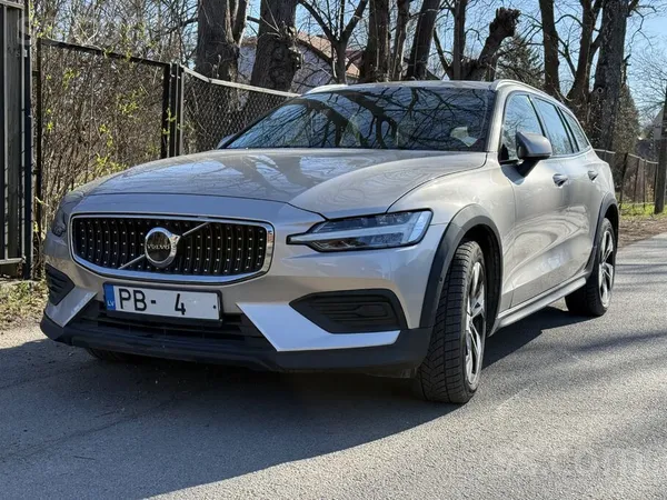 Volvo Volvo V60 Plug IN Hybrid 2.4l dīzelis/hibrīds. 