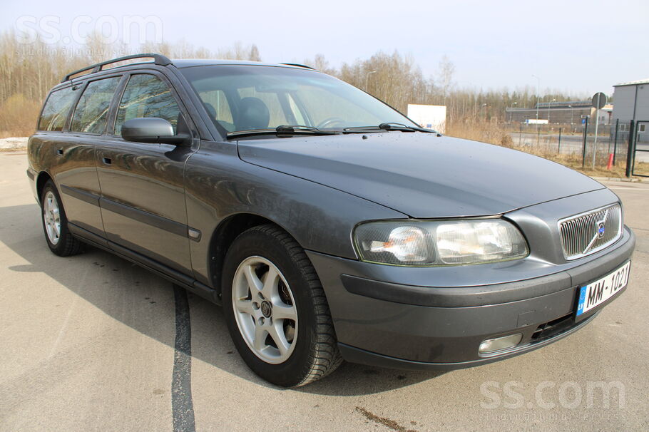 Volvo V70, 120 kw D5 motors, manuālā ātrumkārba 5 ātrumi