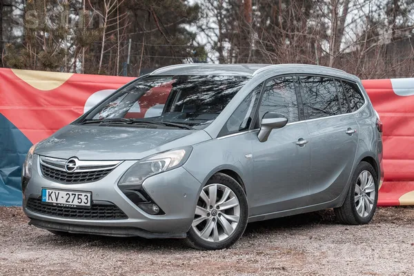 Opel 2.0d. 96kw. 7 vietīgais ģimenes auto. Cietās daļiņ