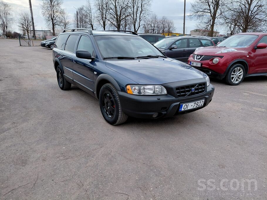 Xc70, 2.4 D5, 120 KW dzinējs, jauna tehniskā apskate, labas ziemas riepas, l