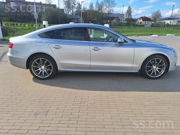 Audi Pārdodu Sportback Audi A5 2.0 Tdi Quattro 170zs. A