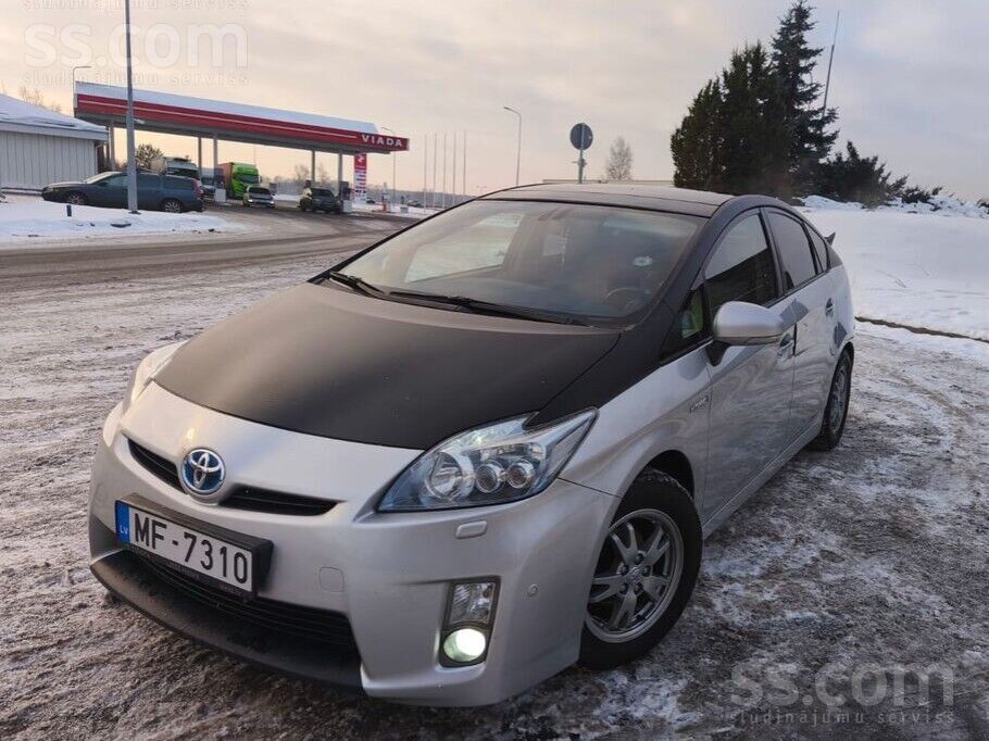 Automašīna ir ideālā tehniskā stāvoklī, tajā ir ieguldīts daudz darba un līd