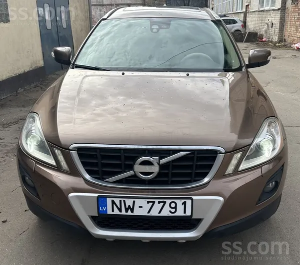 Volvo 136 kw(185hp) D5244T4, awd4x4, dstc, city safety, 