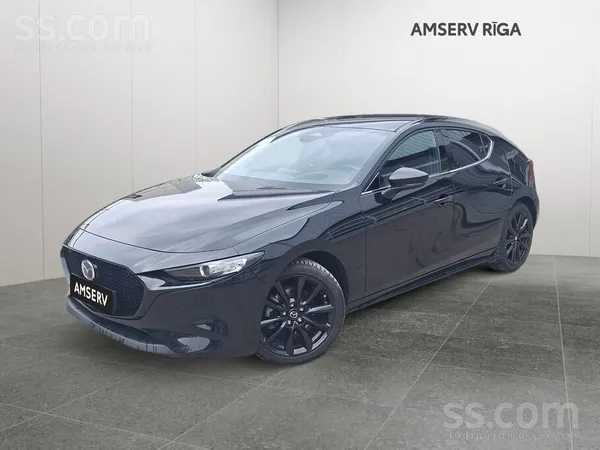 Mazda3 e-Skyactiv
2.5 benzīndzinējs (103kw/140zs), automātiskā ātrumkārba.