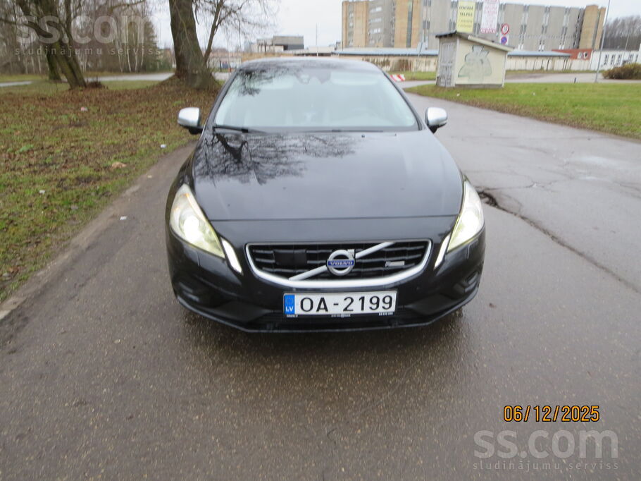 Volvo Продаю сваю Volvo-S60 D-5 , пробег-235000, Поменян