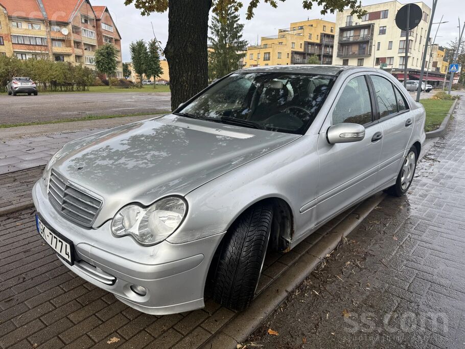 Pārdodu Mercedes-Benz C180 Kompressor (1.8 benzīns, automātiskā kārba)
Uz