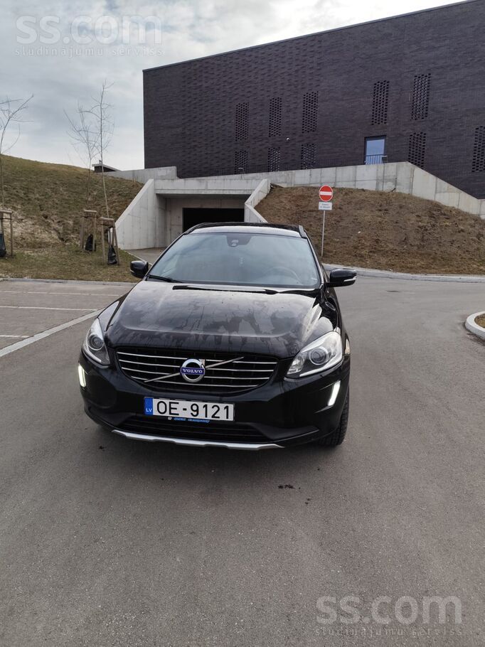 Volvo Pārdodu auto teicamā stāvoklī, apkalpota Volvo cen