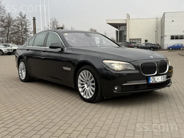 BMW BMW 730d, 2013. gada, 3.0l dīzeļdegviela, 180 kW/ 