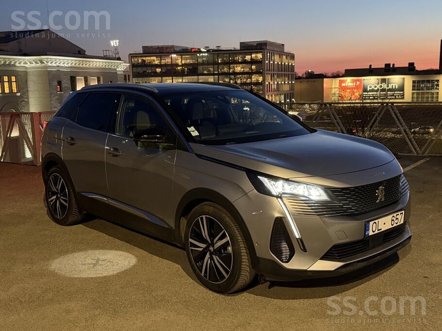 GT 4X4 Plug-In Hybrid 4 Black Edition -220 kW (300 Zs) maksimālā komplektāci