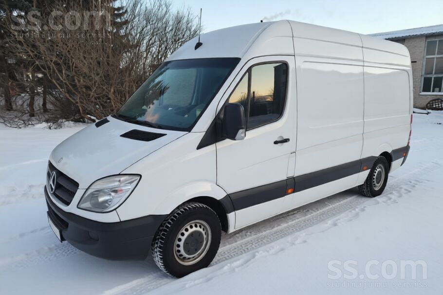 Neto = 5500 Eur ; Bruto = 6655 Eur (ar Pvn)
Pārdod labu Mercedes Sprinter.
