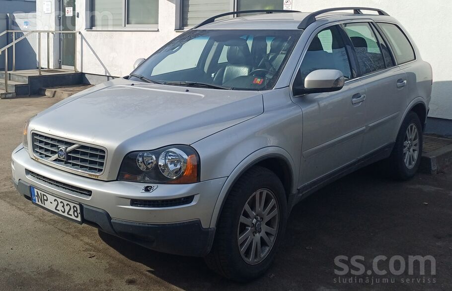 Volvo Volvo Xc90 labā tehniskā stāvoklī. Jauns akumulato