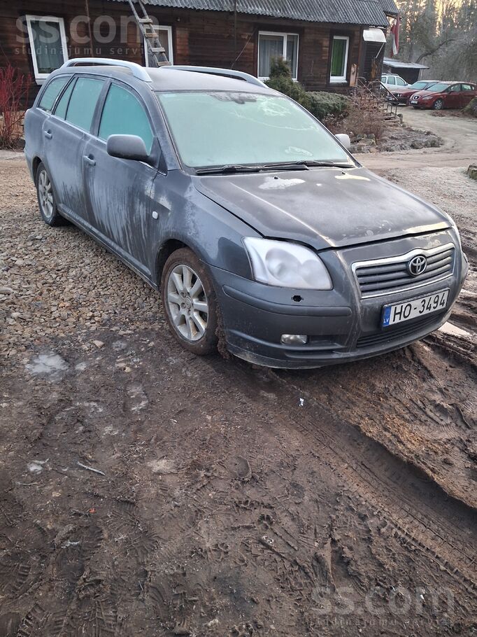 Toyota Pardodu tojotu avensis ar 2.2motoru 110kw bet nau 