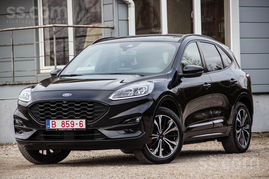 Ford Kuga St-Line 2.5L Duratec Hev/phev benzīns-hibrīds-elekt riba
Automāt