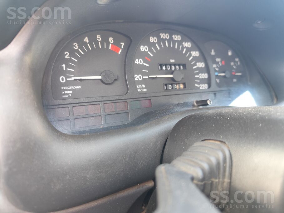 Opel Продаю машину Opel Astra 1997 года1.6 бензин, 1400