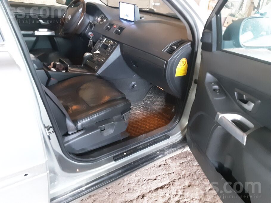 Pārdodu volvo, decembrī pats atbrauca no Holandes. Atjaunota ātrumkārba(hidr