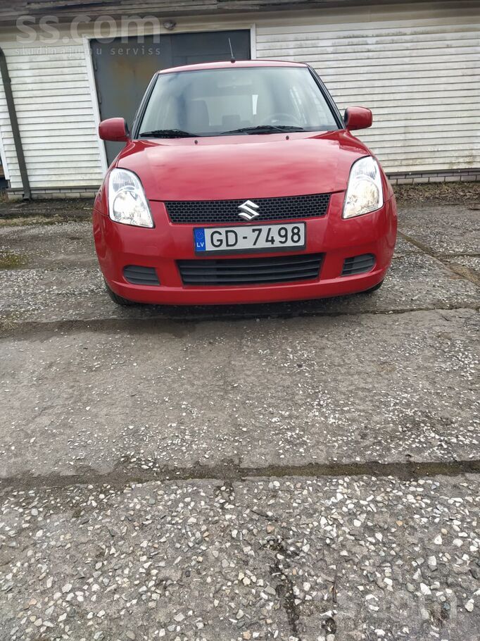 Suzuki Swift 2006 года. ТО пройден. Один владелец - женщина. Хорошая, эконом