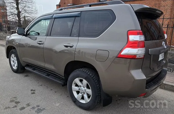 Toyota Продаю toyotu landcruiser 150, 3.0 дизель, ухоженн