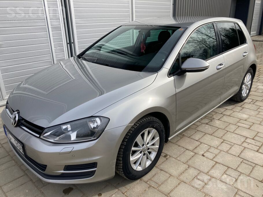 Labs Golfiņš 1.4 benzīns 90kW ar jaunu tehnisko apskati.
Oriģināls pārbaud