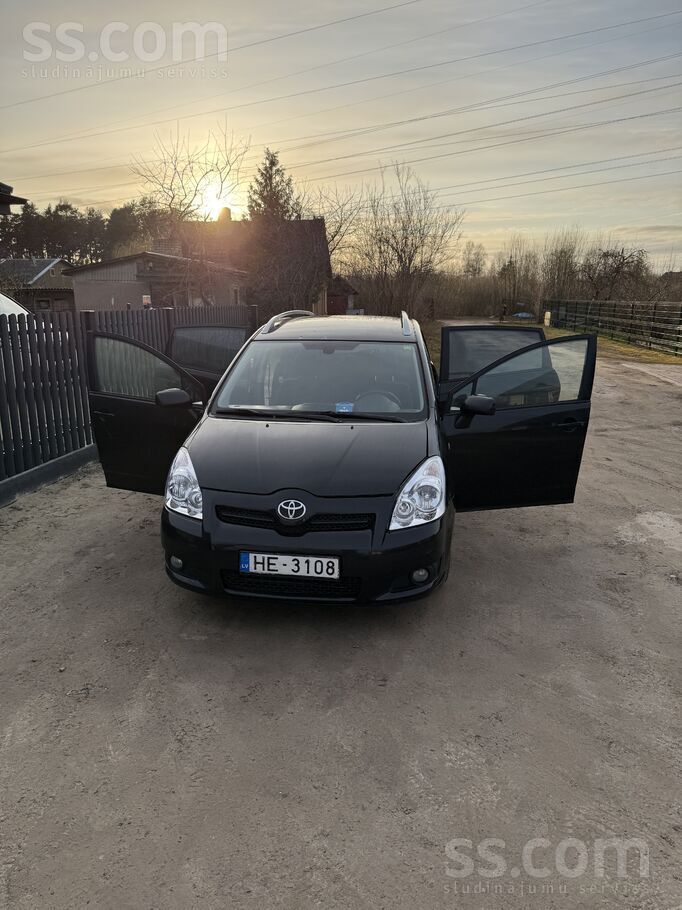 Продаётся Toyota Verso 2008 года, 2.2 дизель, 7 мест. 

Цена: 1700€

Авт