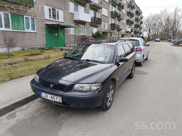 Volvo Pārdod Volvo V70 ar 2.4 D5 (120 kW) dzinēju, autom