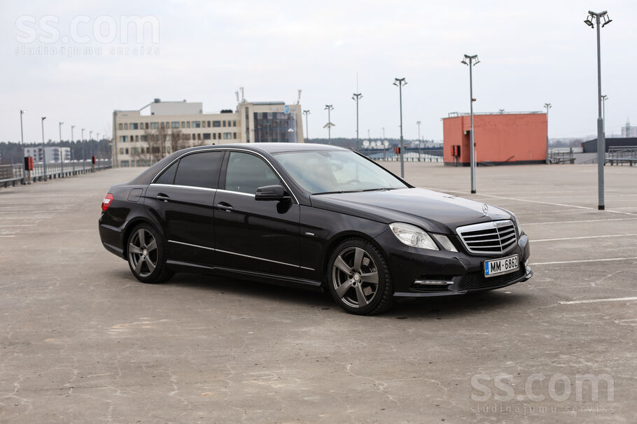 Mercedes Продаётся Mercedes-Benz E-Class W212 элегантный, н