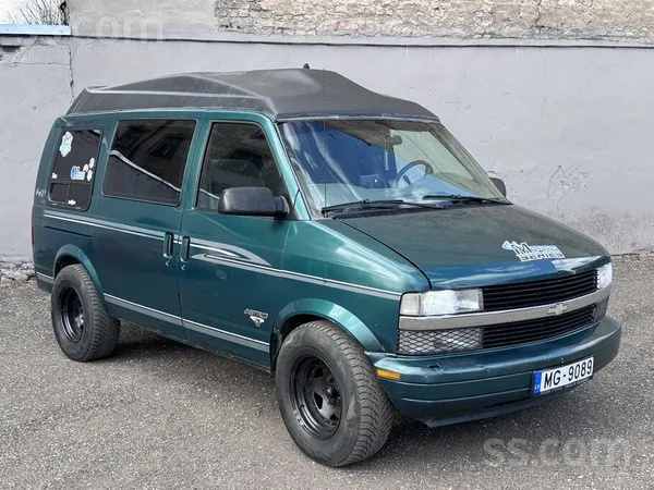 Īstiem vīriem. Kārba, dzinējs labā stāvoklī. Ritošā bez liekām skaņām. Zolīd