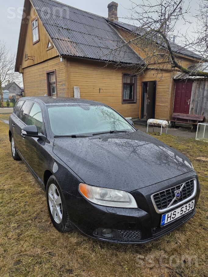 Volvo Pārdod Volvo V70, 2.4 D5, (136 kW), 2008.gada. Lie