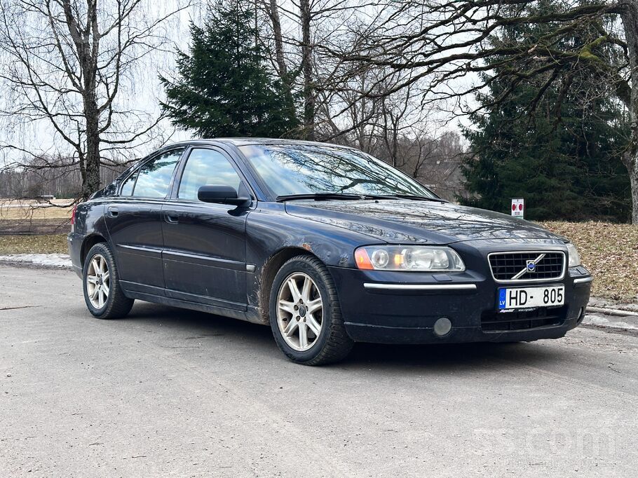 Volvo Pārdošanā Volvo S60. Tiek izmantots ikdienā.
