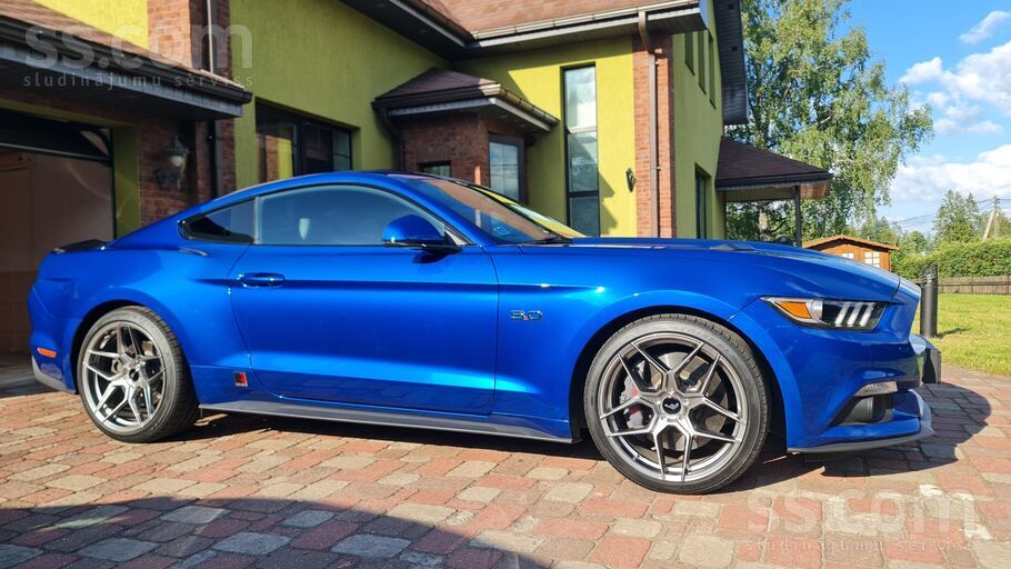 Mustang S550 GT Roush Performance. Auto, kas liek atskatīties uz savu sporti