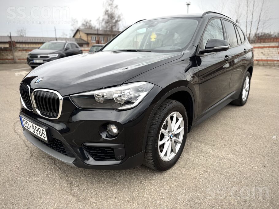 Pārdodu labu BMW X1 Facefilt, 2, 0D (100Kw/134Zs). Ļoti ekonomisks un dinami