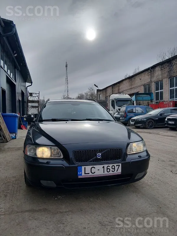 Volvo 136kw D5 dīzelis, automāts. Kārba un dzinējs strād