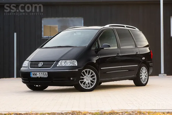 Pārdošanā dzīvs VW Sharan
2.0 tdi (103Kw)
Ar jaunu tehnisko apskati līdz 0