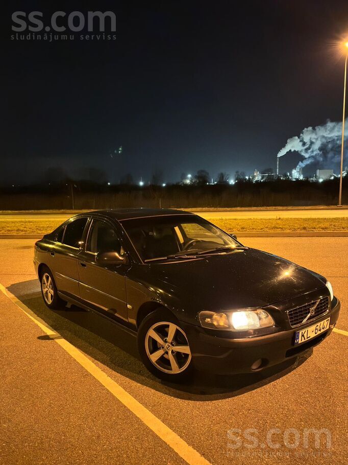 Volvo Volvo S60 2.4 D5 надежный, динамичный и полностью 