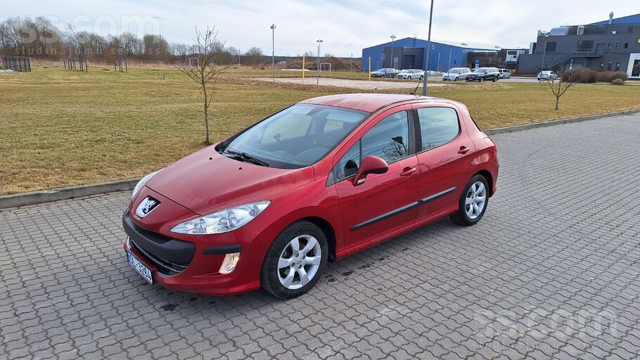 Īpašnieks pārdod Peugeot 308 1.6Hdi - 80 kW. Face Lift modelis. Gaisa kondic