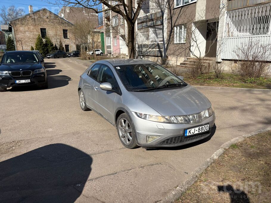 Pārdodu Honda Civic, 2006. gada izlaidums.
Auto ir labā tehniskā un vizuāl