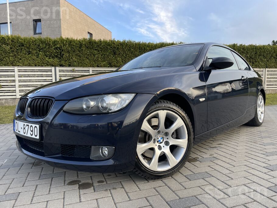 Izcili saglabājies. Neliels, oriģināls nobraukums.
Pilnībā bez rūsas paz