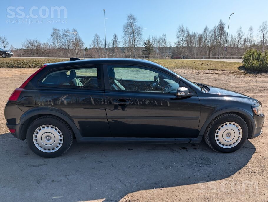 Pārdodu Volvo C30 1.8 benzīns (92 kW) ~125 ZS
Pirmā reģistrācija: 08.10.